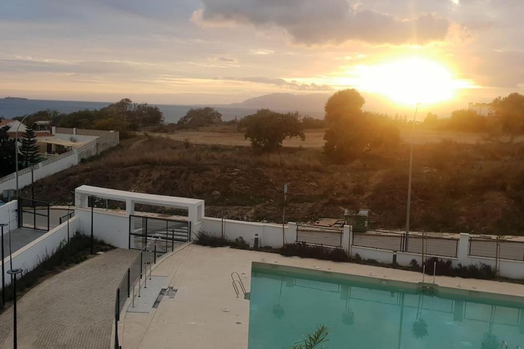 Atico Con Piscina, Golf, Vistas Al Mar Apartment Torre de Benagalbon Exterior foto
