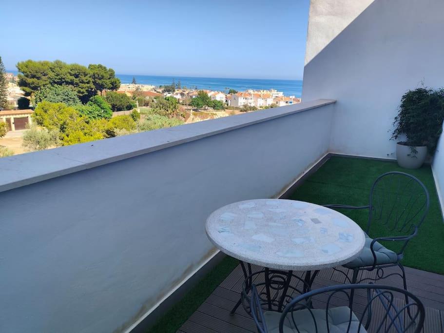 Atico Con Piscina, Golf, Vistas Al Mar Apartment Torre de Benagalbon Exterior foto