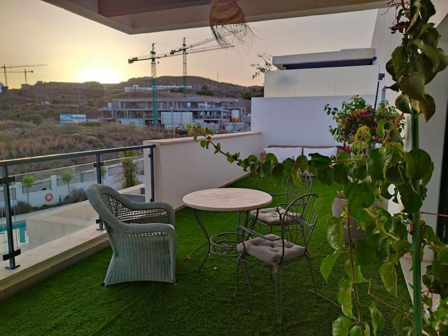 Atico Con Piscina, Golf, Vistas Al Mar Apartment Torre de Benagalbon Exterior foto