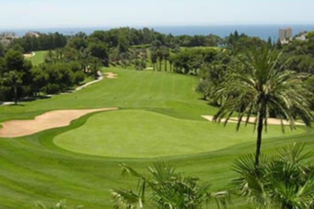 Atico Con Piscina, Golf, Vistas Al Mar Apartment Torre de Benagalbon Exterior foto